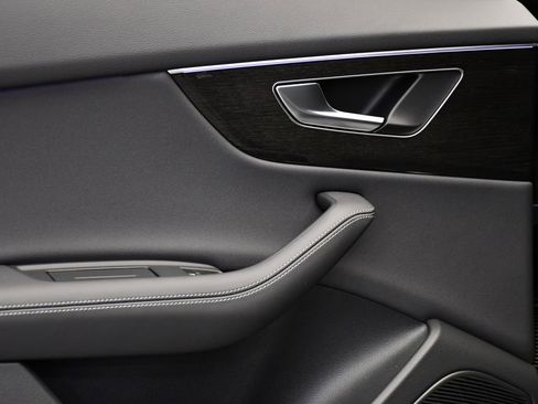 New 2026 Audi Q8 Premium Plus image 41