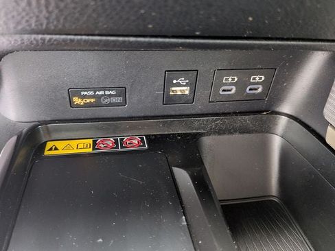Certified 2025 Toyota Camry SE w/ Convenience Package FWD image 23