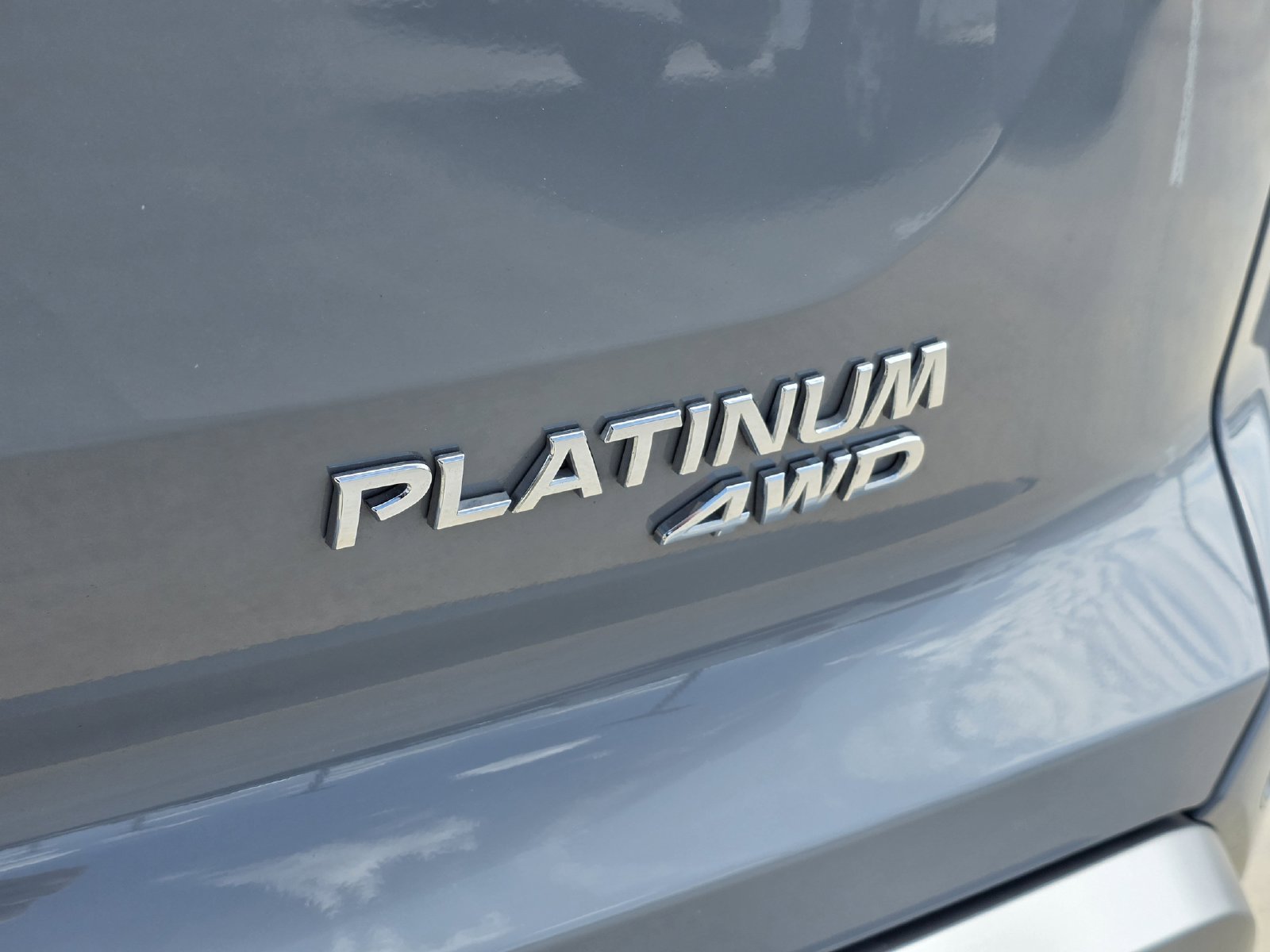 Used 2024 Nissan Pathfinder Platinum w/ Cargo Package AWD/4WD image 11