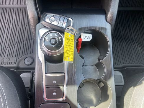 Used 2024 Ford Escape Active AWD/4WD image 15