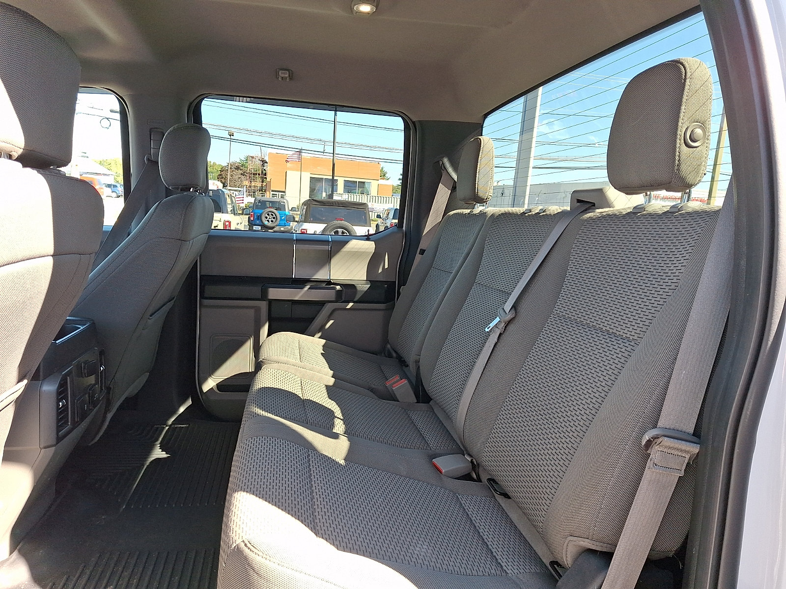Certified 2018 Ford F250 XLT w/ XLT Premium Package AWD/4WD image 11