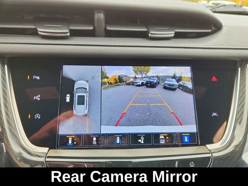 Used 2022 Cadillac XT6 Sport w/ Technology Package image 22