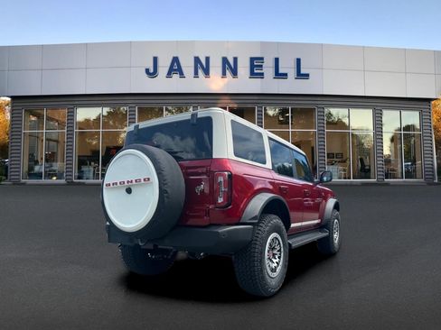 New 2026 Ford Bronco Outer Banks w/ Sasquatch Package AWD/4WD image 5