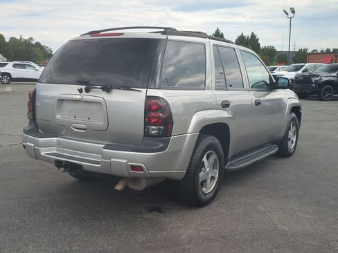 Used 2006 Chevrolet TrailBlazer LS w/ LS Preferred Equipment Group AWD/4WD image 5