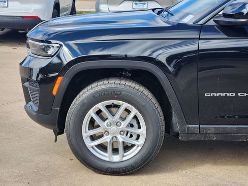 New 2026 Jeep Grand Cherokee Laredo X image 7