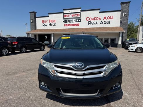 Used 2013 Toyota Venza LE image 2