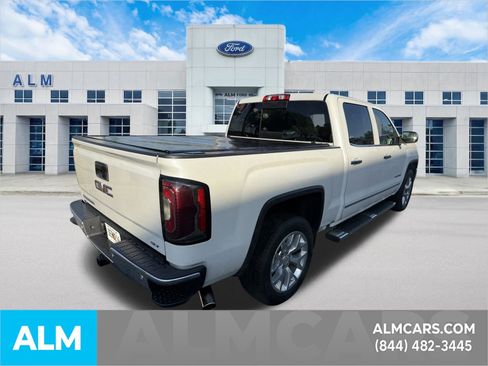 Used 2018 GMC Sierra 1500 SLT image 8