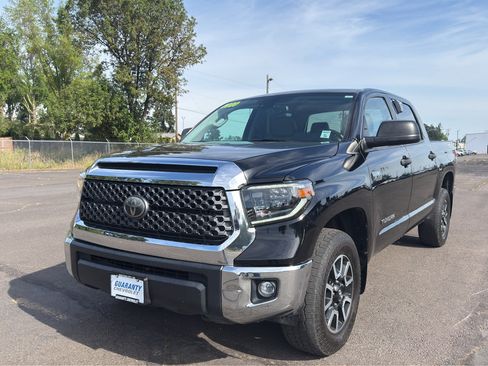 Used 2020 Toyota Tundra SR5 w/ TRD Off-Road Plus Package AWD/4WD image 4
