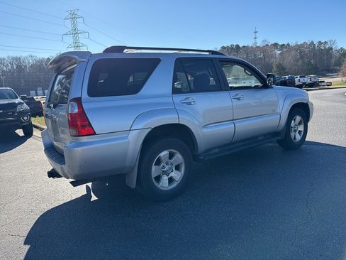 Used 2008 Toyota 4Runner SR5 image 5