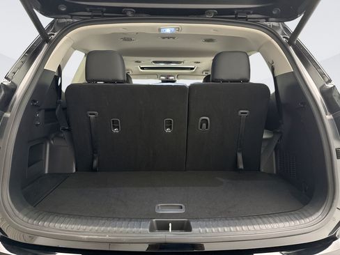 Used 2023 Kia Telluride EX w/ EX Captain's Chair Package FWD image 20