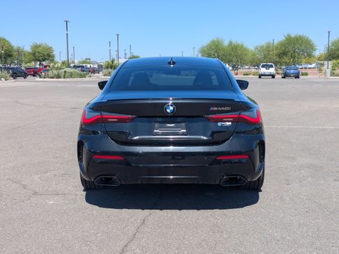 Used 2023 BMW M440i Coupe w/ Premium Package RWD image 4