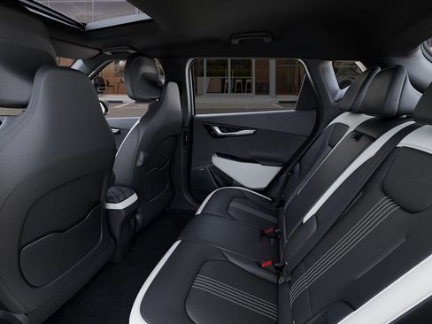 New 2024 Kia EV6 GT-Line image 18