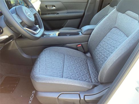 New 2026 Nissan Kicks SV image 28