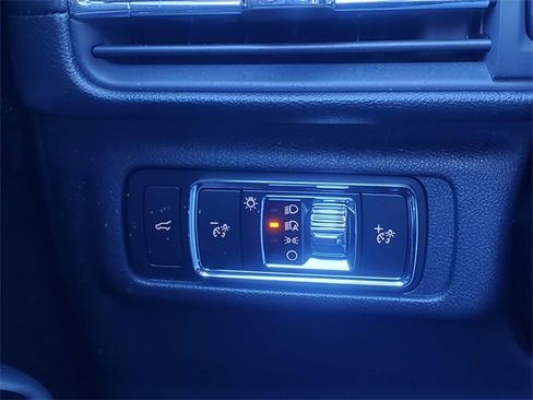 Certified 2024 Lincoln Corsair Reserve w/ Equipment Group 201A image 11