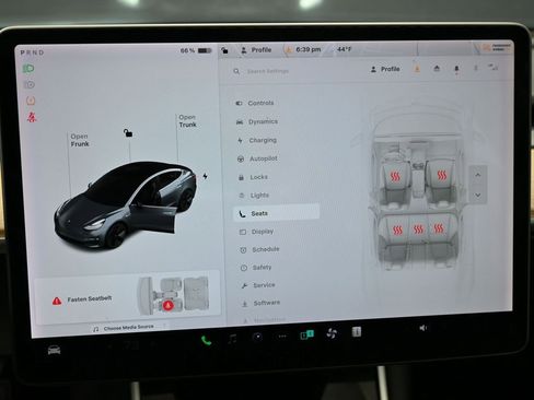 Used 2018 Tesla Model 3 Long Range image 26