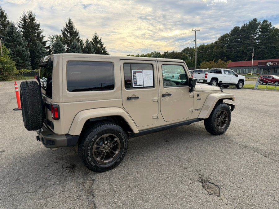 Used 2016 Jeep Wrangler Unlimited Sahara AWD/4WD image 6