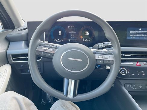 Used 2024 Hyundai Sonata SEL image 11