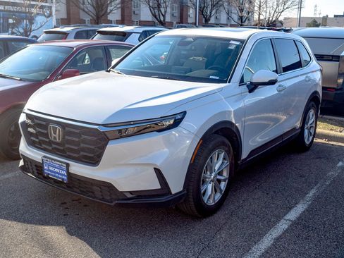 Used 2025 Honda CR-V EX image 1