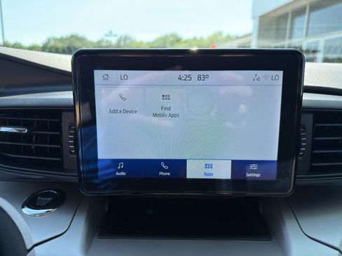 Used 2022 Ford Explorer XLT AWD/4WD image 27