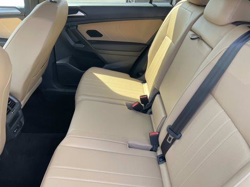 Certified 2022 Volkswagen Tiguan SE AWD/4WD image 26