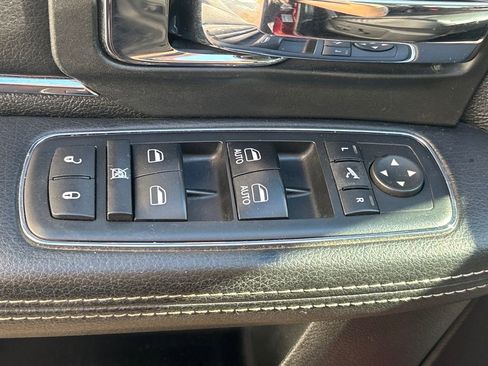 Used 2017 RAM 2500 Laramie w/ Convenience Group image 7