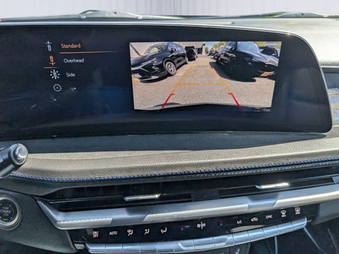 Used 2024 Cadillac XT4 Sport w/ Active Safety Package AWD/4WD image 27