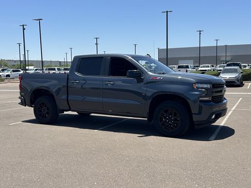 Certified 2022 Chevrolet Silverado 1500 RST w/ Z71 Off-Road Package AWD/4WD image 7