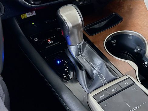 Certified 2022 Lexus RX 350L 350L image 17