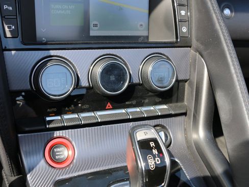 Used 2018 Jaguar F-TYPE R-Dynamic image 25