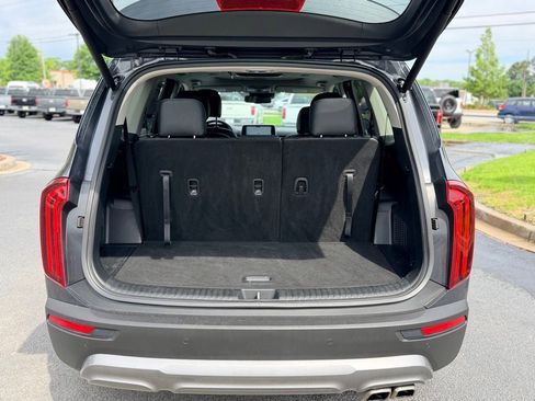 Used 2022 Kia Telluride EX w/ EX Premium Package FWD image 32