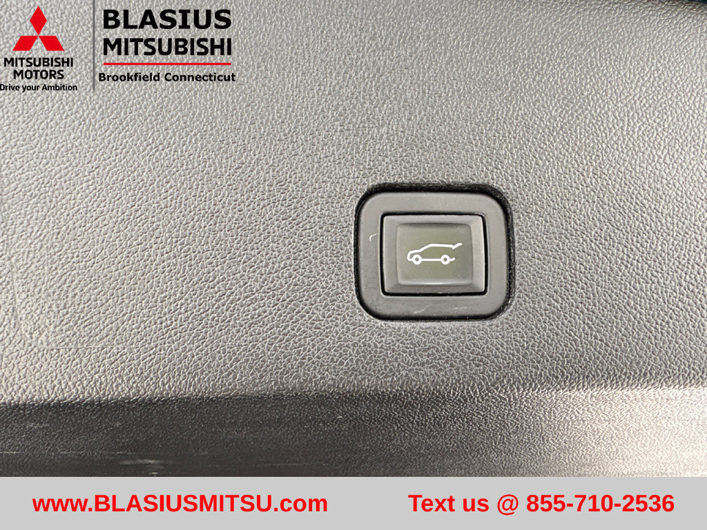 Used 2024 Cadillac XT6 Luxury AWD/4WD image 73