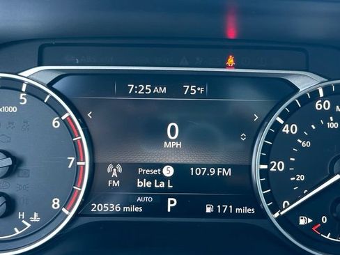 Used 2023 Nissan Rogue SV w/ SV Premium B Package AWD/4WD image 40