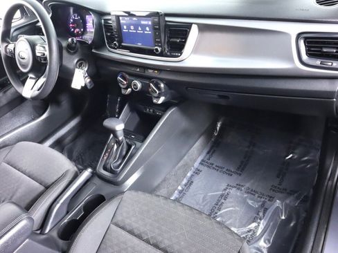 Used 2020 Kia Rio S image 36