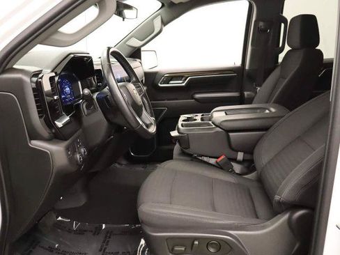 Used 2022 Chevrolet Silverado 1500 LT RWD image 35