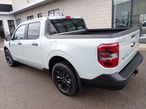 Used 2024 Ford Maverick XLT w/ XLT Luxury Package image 3