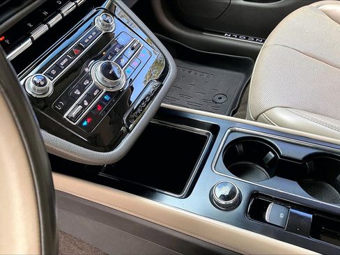 Used 2020 Lincoln Corsair Reserve FWD image 15