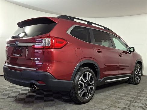 Used 2023 Subaru Ascent Limited w/ Technology Package image 9