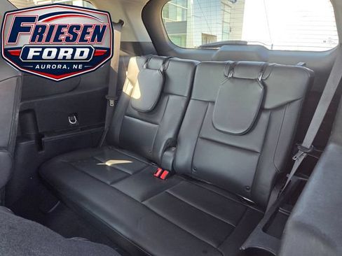 Used 2024 Ford Explorer XLT w/ Equipment Group 202A AWD/4WD image 24