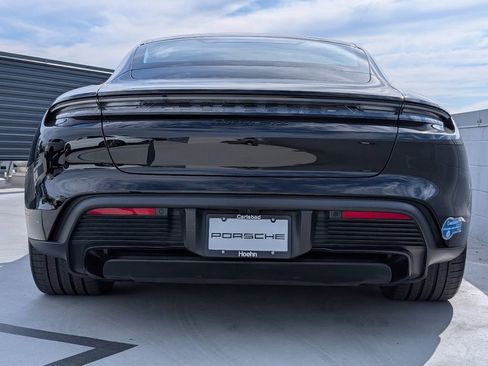Certified 2022 Porsche Taycan GTS image 11