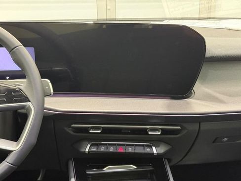 New 2026 Audi Q3 quattro 2.0T AWD/4WD image 5
