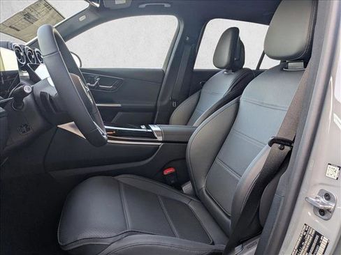New 2026 Mercedes-Benz GLC 300 image 12