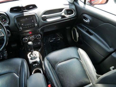 Used 2015 Jeep Renegade Limited w/ Safety & Security Group I AWD/4WD image 11