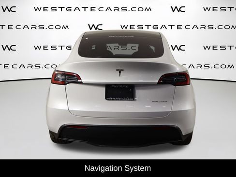 Used 2023 Tesla Model Y Long Range AWD/4WD image 4