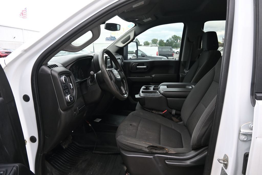 Used 2021 GMC Sierra 3500 4x4 Crew Cab w/ Convenience Package image 11