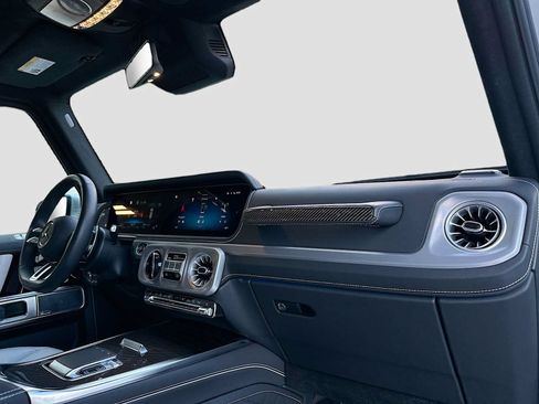 Certified 2025 Mercedes-Benz G 63 AMG 4MATIC image 31