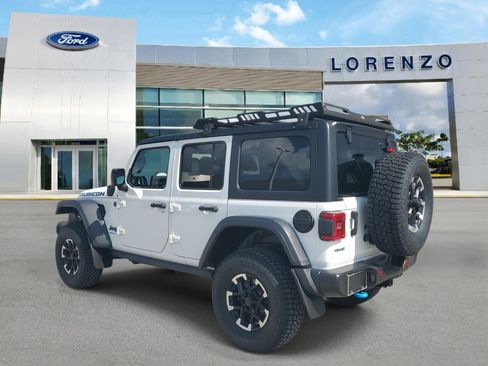 Used 2024 Jeep Wrangler Rubicon w/ Safety Group image 8