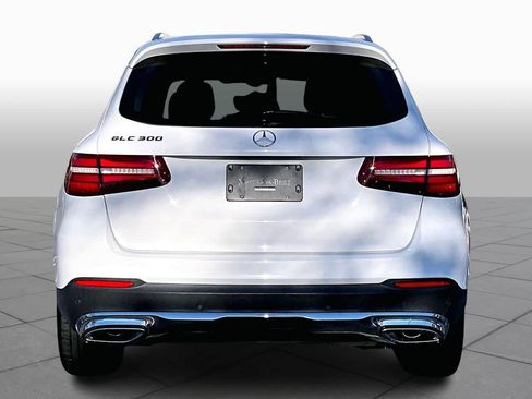 Used 2018 Mercedes-Benz GLC 300 image 4