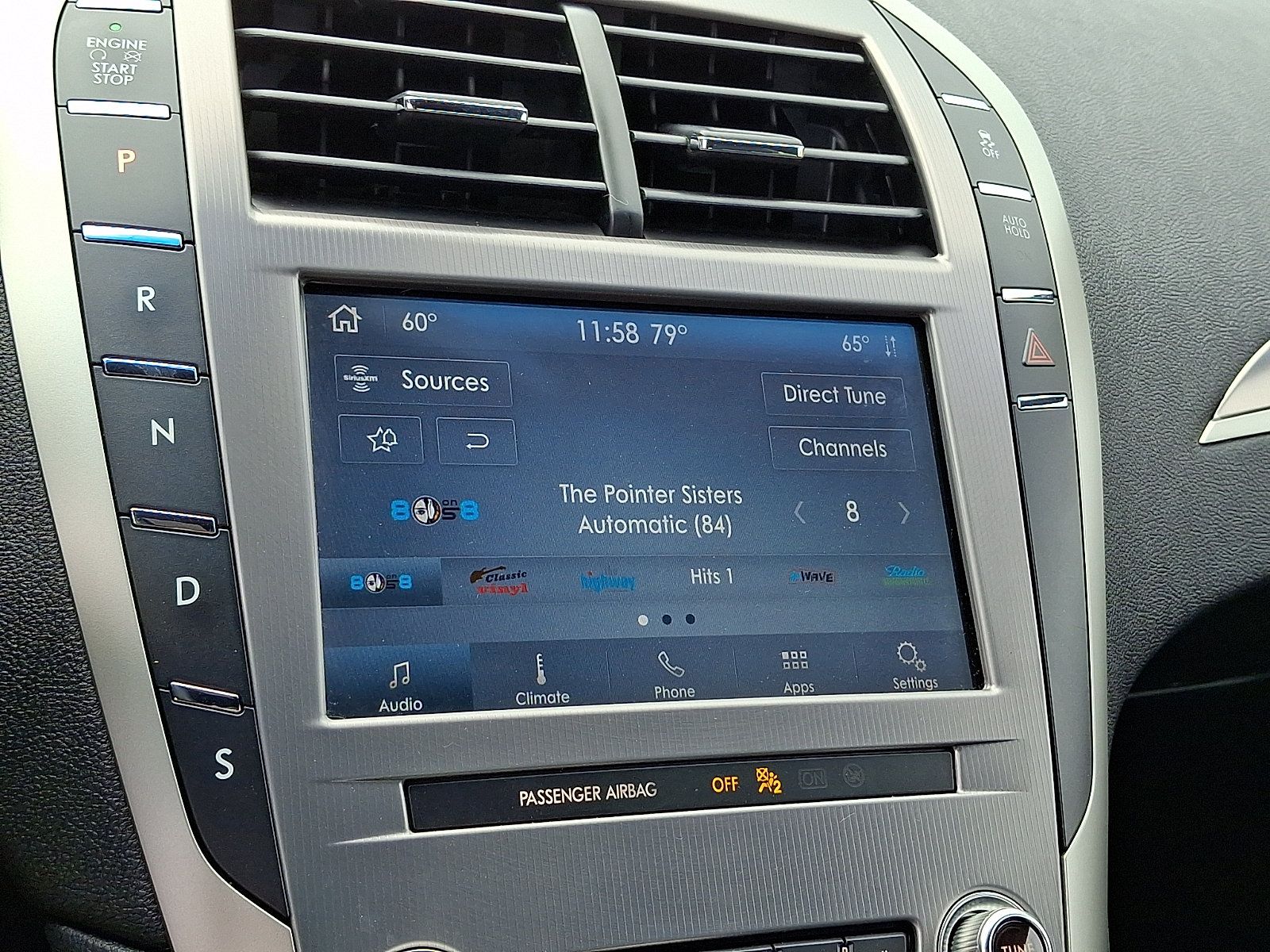 Used 2020 Lincoln MKZ FWD image 18