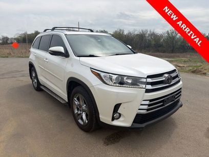 Used 2018 Toyota Highlander Limited Platinum