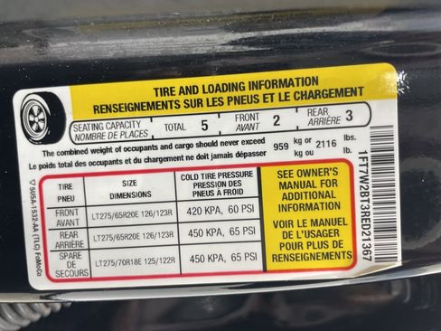 Used 2024 Ford F250 Lariat w/ Sport Appearance Package image 29